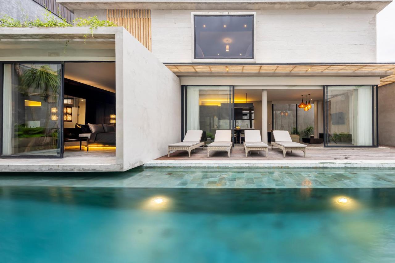 Inspira Seminyak Villa Exteriör bild