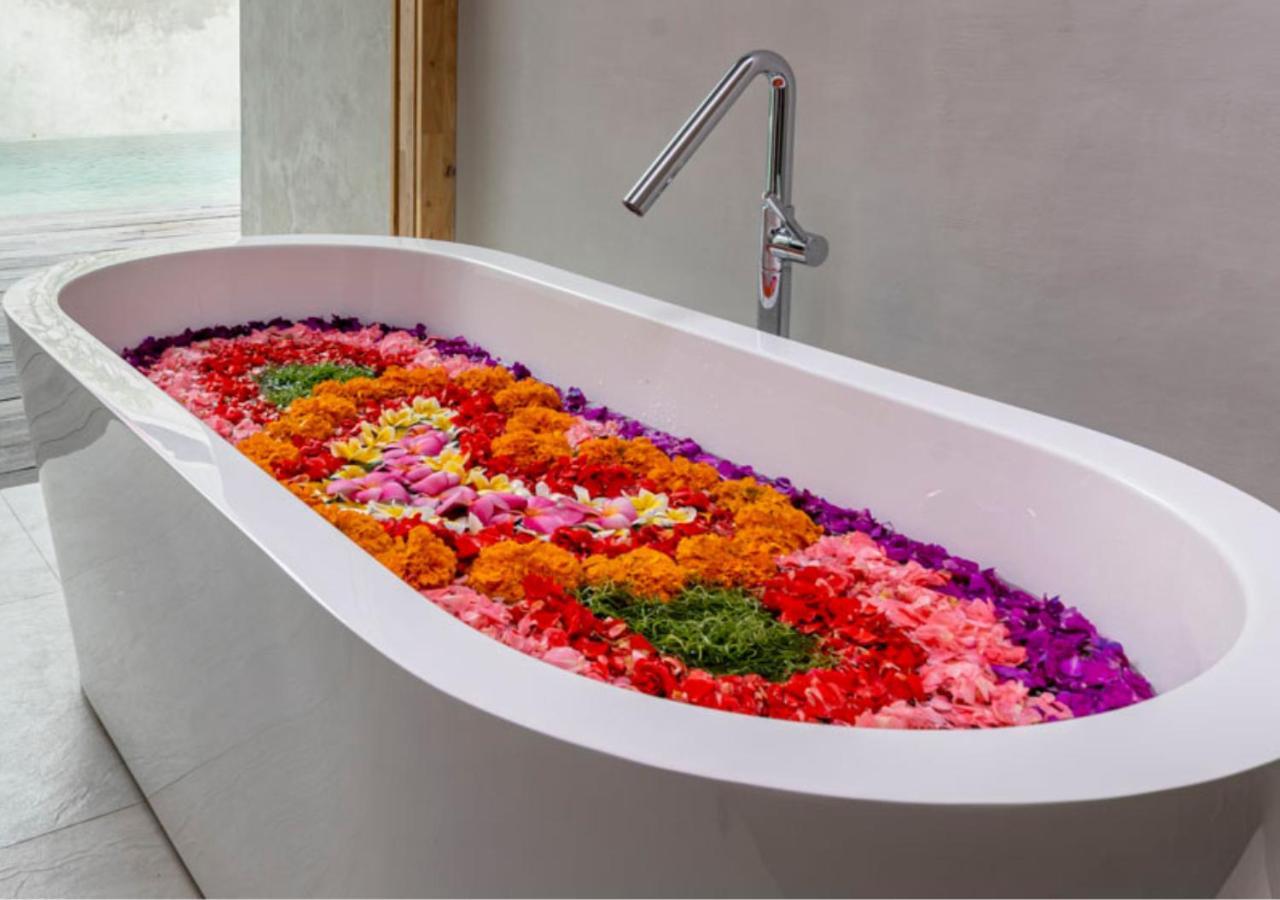 Inspira Seminyak Villa Exteriör bild