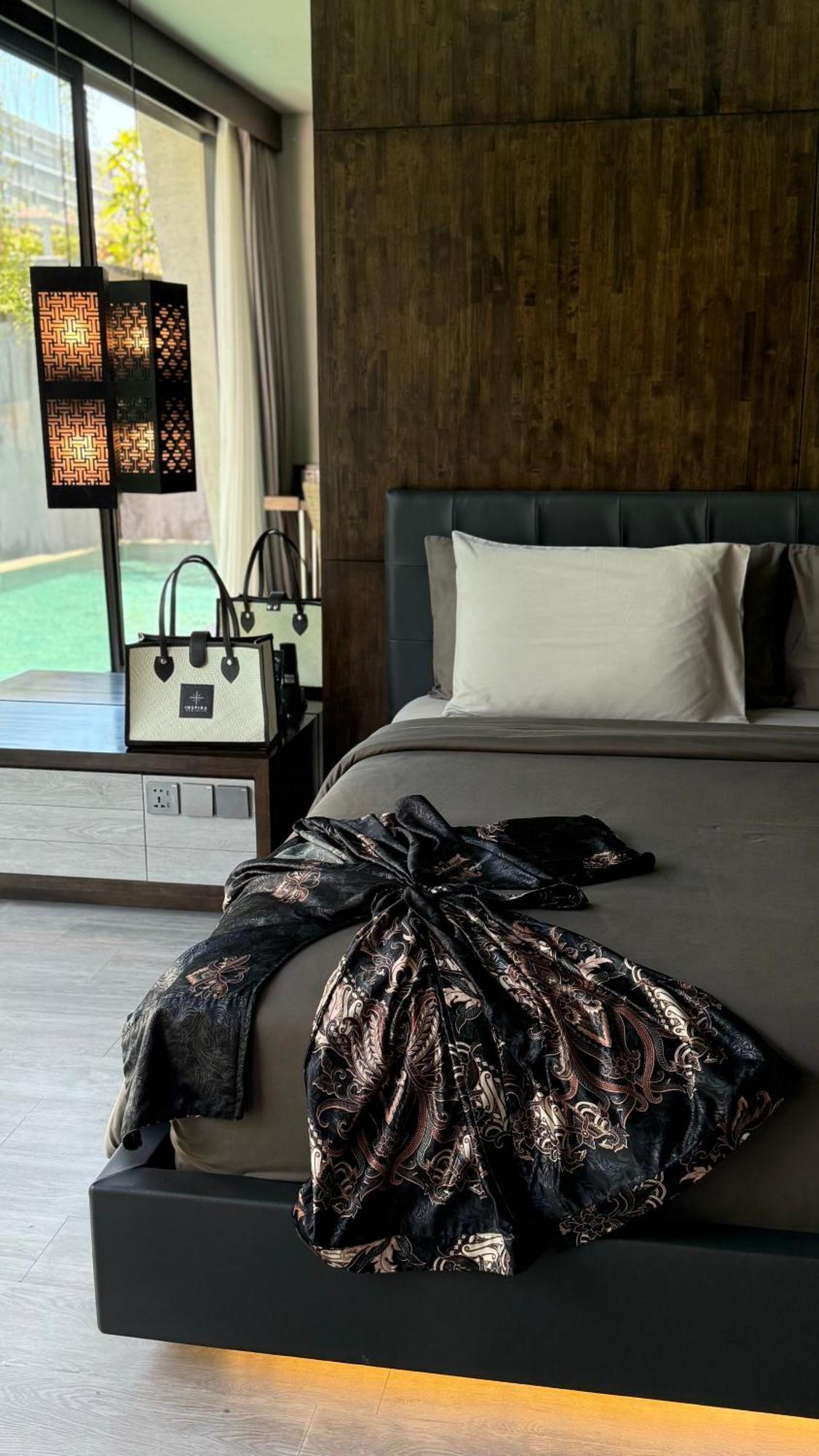Inspira Seminyak Villa Exteriör bild